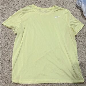 Nike women’s dri fit tee